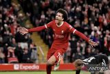 Danns sebut seperti bermain di film ketika cetak 2 gol di Anfield