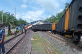 Dua orang meninggal akibat ambruk  girder jalan layang di Muara Enim