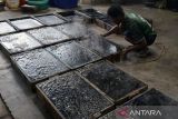 Produksi cincau hitam saat Ramadhan