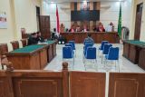 Hakim tunda sidang PK Karomani terkait perkara pemerimaan mahasiswa di Unila