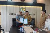 Imigrasi Agam kerjasama dengan Pemkab Tanah Datar pelayanan paspor di Istana Pagaruyung