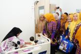 Bunda PAUD Sulsel menggelar baksos operasi celah bibir anak