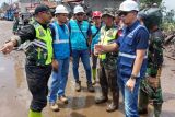 PLN gerak cepat pulihkan listrik terdampak banjir dan longsor di Sumbar, gubernur apresiasi