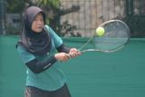 Unggulan putri melenggang, putra memasuki 32 besar ITF J30 Jember