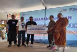 BRI  bagi 1.000 paket sembako pada umat Buddha di Temanggung