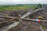 SAR terus cari 10 warga Tanah Datar yang terseret banjir lahar dingin