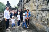 Jokowi dan keluarga berlibur di Candi Borobudur Magelang, Jateng