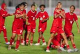 Timnas putri Indonesia membekuk Bahrain tiga gol tanpa balas