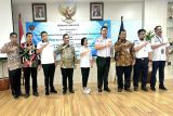 Pemkab Kotim dan Kemenhub teken MoU kembangkan Bandara Haji Asan Sampit