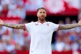 Bek senior Spanyol Sergio Ramos tinggalkan Sevilla