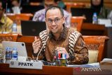 Komisi III DPR minta data pejabat dan aparat terlibat judi online ke PPATK