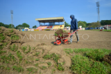 Penggantian rumput stadion H Agus Salim Padang