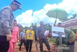 Pemkab berharap program tanam pohon Polres Gumas berlanjut