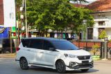 Penjualan Suzuki naik, didominasi mobil hybrid