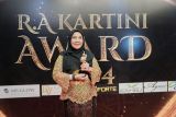 Wali Kota Bandarlampung dapat anugerah Kartini Award 2024