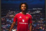 Manchester United umumkan transfer Joshua Zirkzee