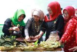 Festival Rujak Otek di Lumajang mengangkat kearifan lokal