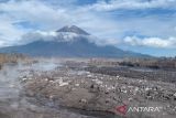 Balai Besar TNBTS melakukan persiapan terkait pembukaan pendakian Semeru