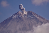 Perubahan tingkat aktivitas Gunung Semeru