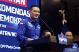 Ketum Demokrat AHY mencicil surat rekomendasi pilkada kabupaten/kota di Indonesia