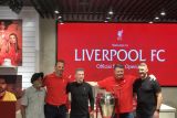 Liverpool resmi luncurkan toko di Indonesia bersama Patrik Berger