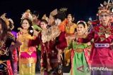400 pelajar Makassar menampilkan Tari Harmoni Nusantara di pembukaan F8