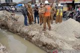 Wali Kota Metro tinjau pembangunan jalan dan drainase