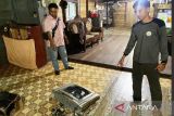 Tak dikasih uang tebus gadget, pria di Gumas ancam ibu kandung