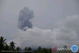 Gunung Ibu meletus enam kali beruntun