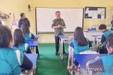 Pj Bupati Gumas minta sekolah kuatkan pendidikan karakter ke siswa