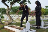 Pegawai Kemenkumham Sumbar ziarah ke makam pahlawan peringati Hari Pengayoman ke-79