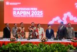 Menkeu Sri Mulyani anggarkan Rp504,7 triliun untuk perlinsos pada RAPBN 2025