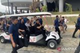 Jokowi dan Paloh berkendara mobil boogie tinjau Plaza Ceremony IKN