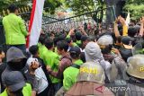 750 polisi  diterjunkan jaga aksi di depan DPRD Jateng