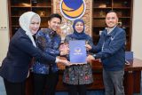 Khofifah-Emil menerima surat keputusan dari DPP Partai NasDem