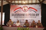 Polda DIY mengajak laskar parpol untuk jaga kondusivitas selama pilkada