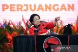 Megawati Soekarnoputri sampaikan salam hormat kepada Prabowo Subianto