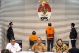 KPK tahan dua tersangka dugaan korupsi di PT Jasindo