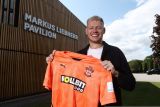 Southampton datangkan kiper Ramsdale dari Arsenal