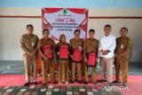 Pemkab Natuna beri bantuan tas untuk siswa SD di pulau penyangga