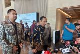 Presiden Jokowi meminta masalah Kadin diselesaikan secara internal