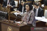 Sri Mulyani meluncurkan buku 