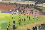 Persib Bandung kecam insiden penyerangan steward setelah laga Persija