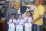 Pemkot Pariaman catat penyaluran bantuan seragam untuk siswa miskin capai ratusan helai