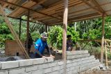 Kodim 1306/Palu bangun rumah bagi warga kurang mampu di Parimo