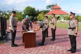 Dua Kapolsek di Gunung Mas berganti