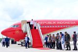 Pesawat Kepresidenan mendarat perdana di Bandara Nusantara