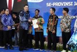 Terima sertipikat dari AHY, warga Lumajang berharap program PTSL terus berlanjut