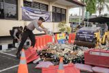 Polresta Sleman musnahkan ribuan botol minuman beralkohol