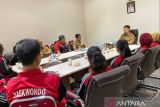 Pjs Wali Kota Makassar berharap atlet taekwondo raih prestasi di kejurnas